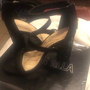 Black heels